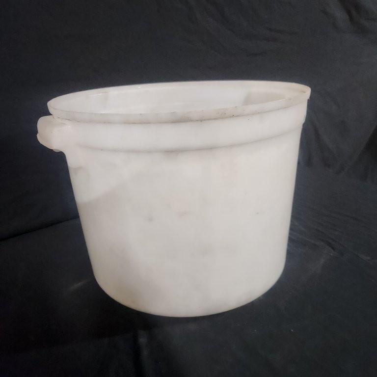 Auction item image