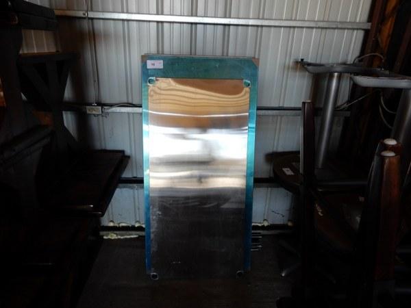 Auction item image