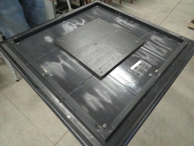 Auction item image