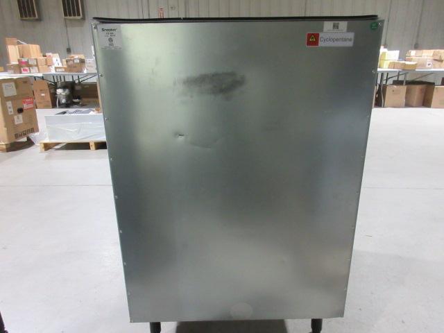 Auction item image