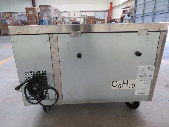Auction item image