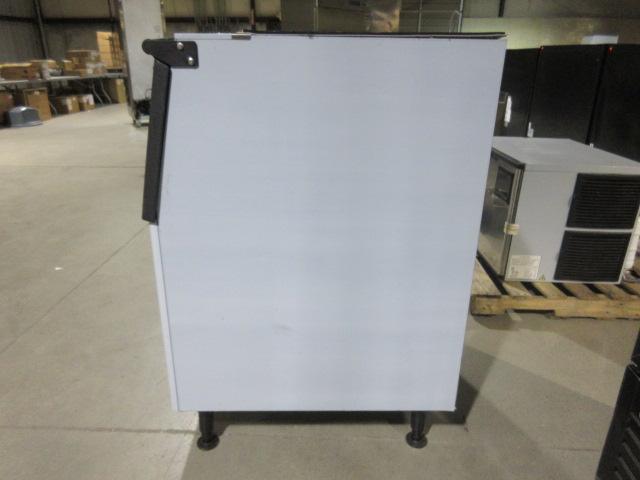 Auction item image