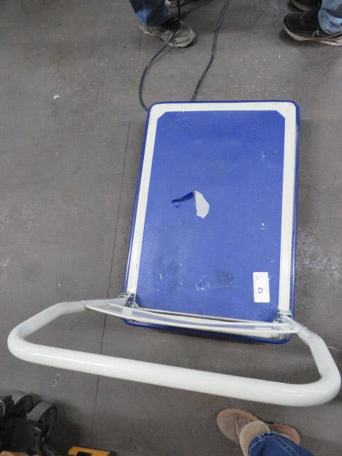 Auction item image