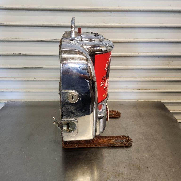 Auction item image