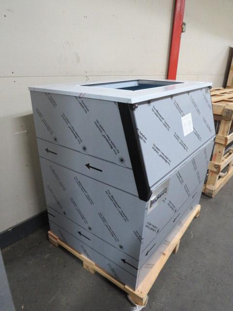 Auction item image