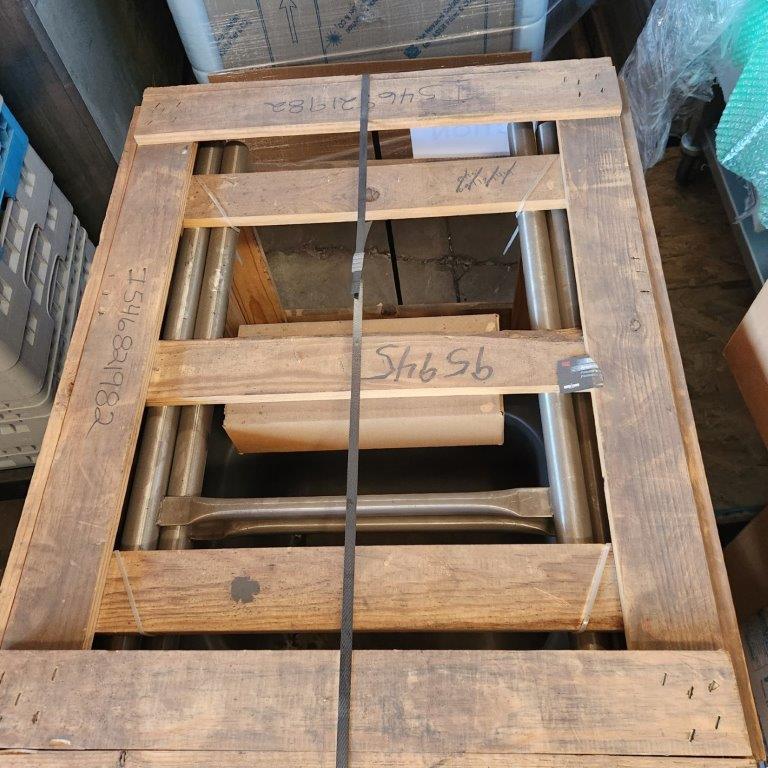 Auction item image
