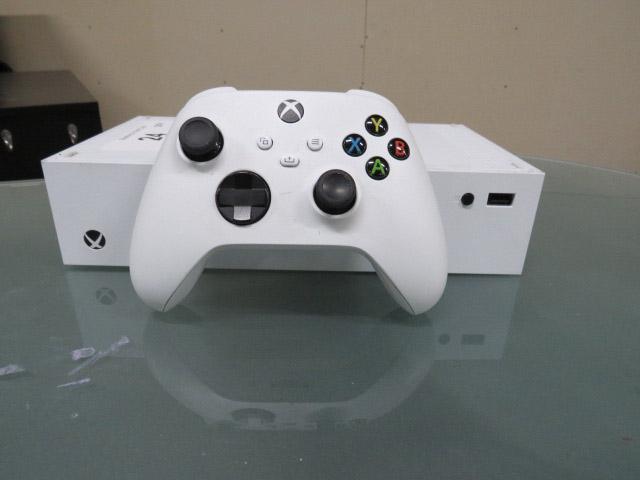 Auction item image