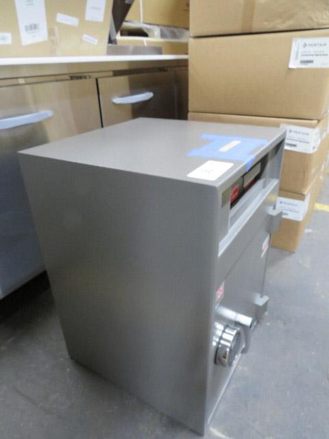 Auction item image