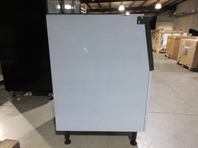 Auction item image