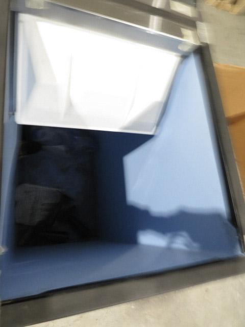 Auction item image