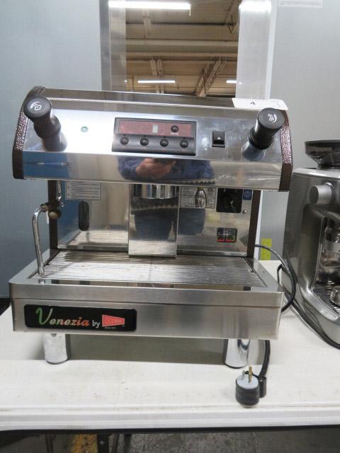 Auction item image