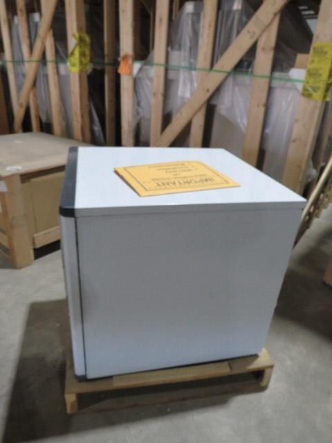 Auction item image
