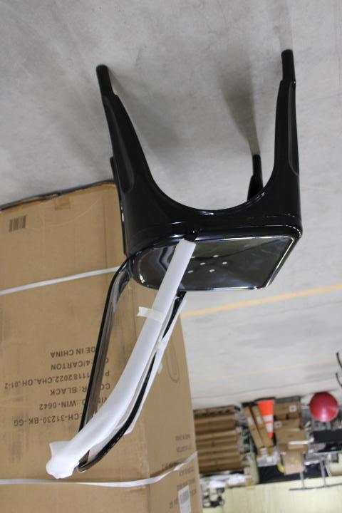 Auction item image