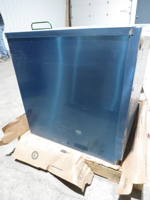 Auction item image