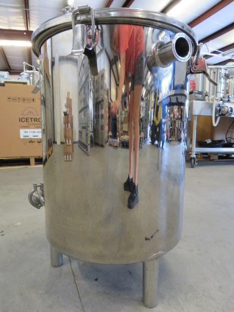 Auction item image