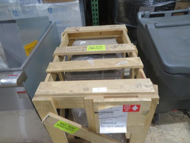 Auction item image