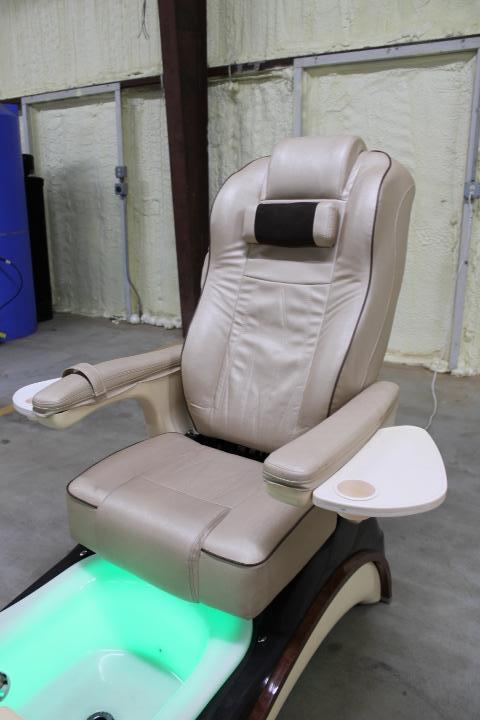 Auction item image