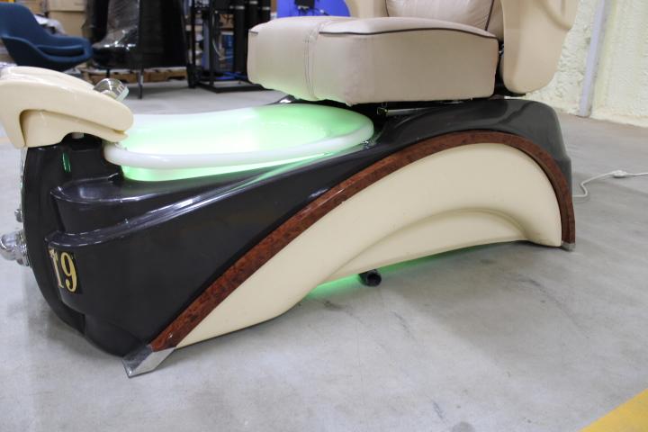 Auction item image