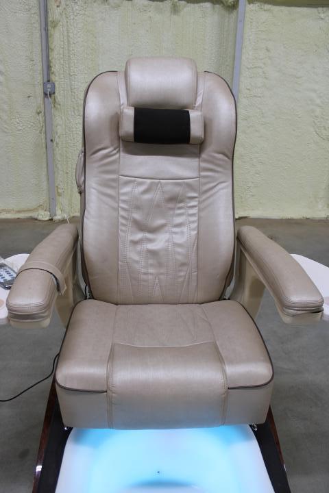 Auction item image