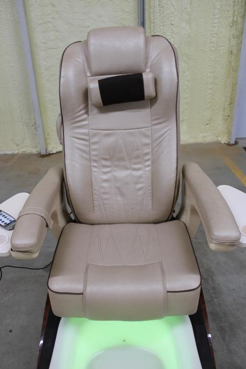 Auction item image