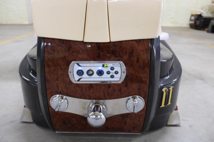 Auction item image