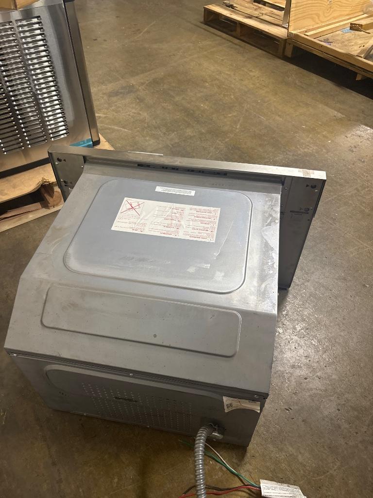 Auction item image