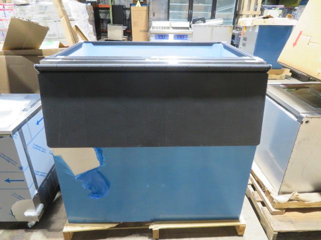 Auction item image