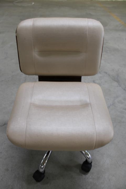 Auction item image