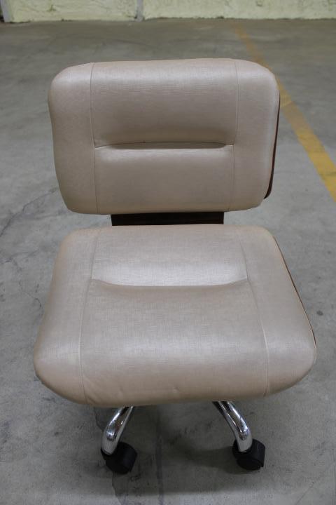 Auction item image
