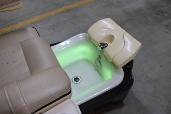Auction item image