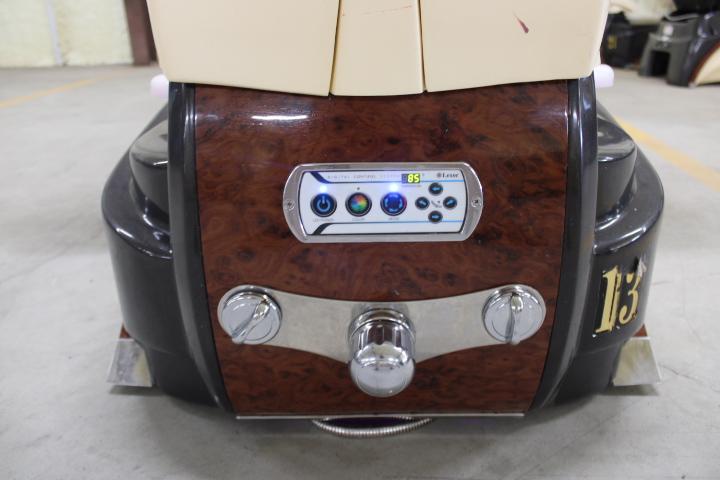 Auction item image