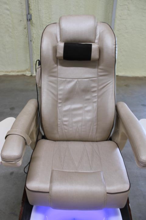 Auction item image