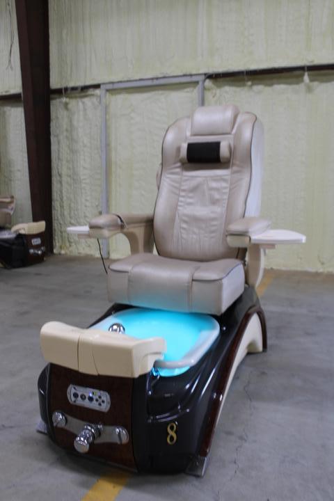 Auction item image