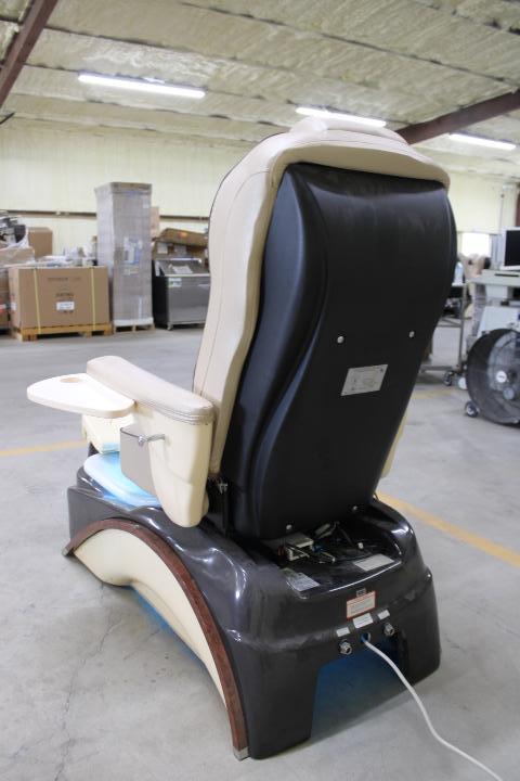 Auction item image
