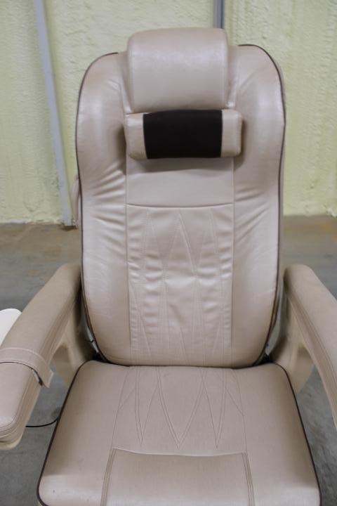 Auction item image