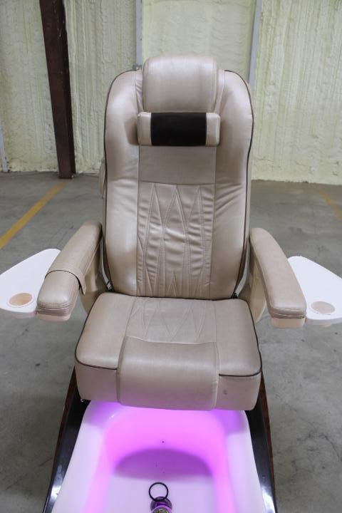 Auction item image