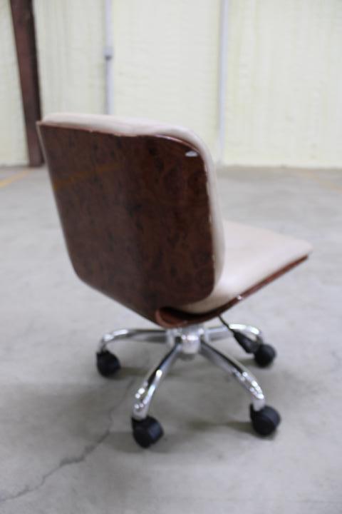 Auction item image
