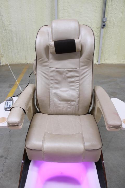 Auction item image