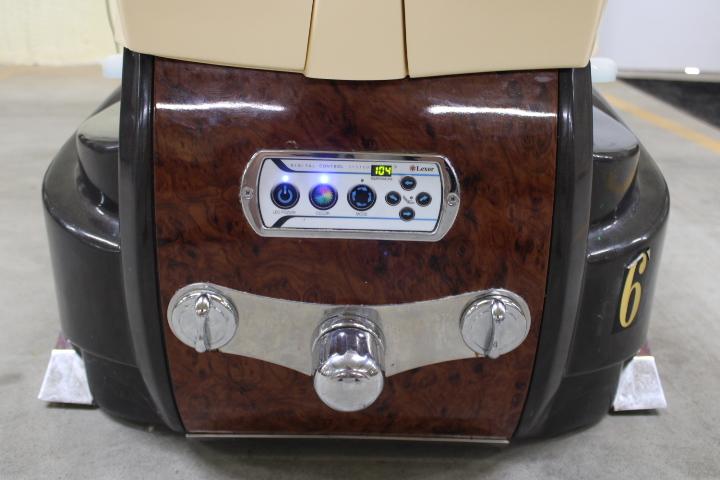 Auction item image